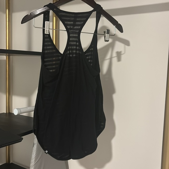 Fabletics Racerback workout tank - Picture 3 of 3